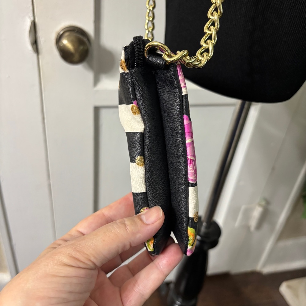 LUV BETSEY by BETSEY JOHNSON Rose Crossbody Bag/Purse - Picture 13 of 16